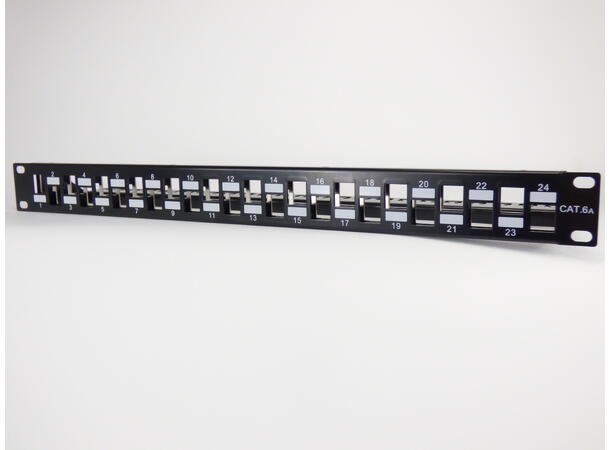 19" 24 port 1U JYH patchpanel UTGÅTT Uten moduler.